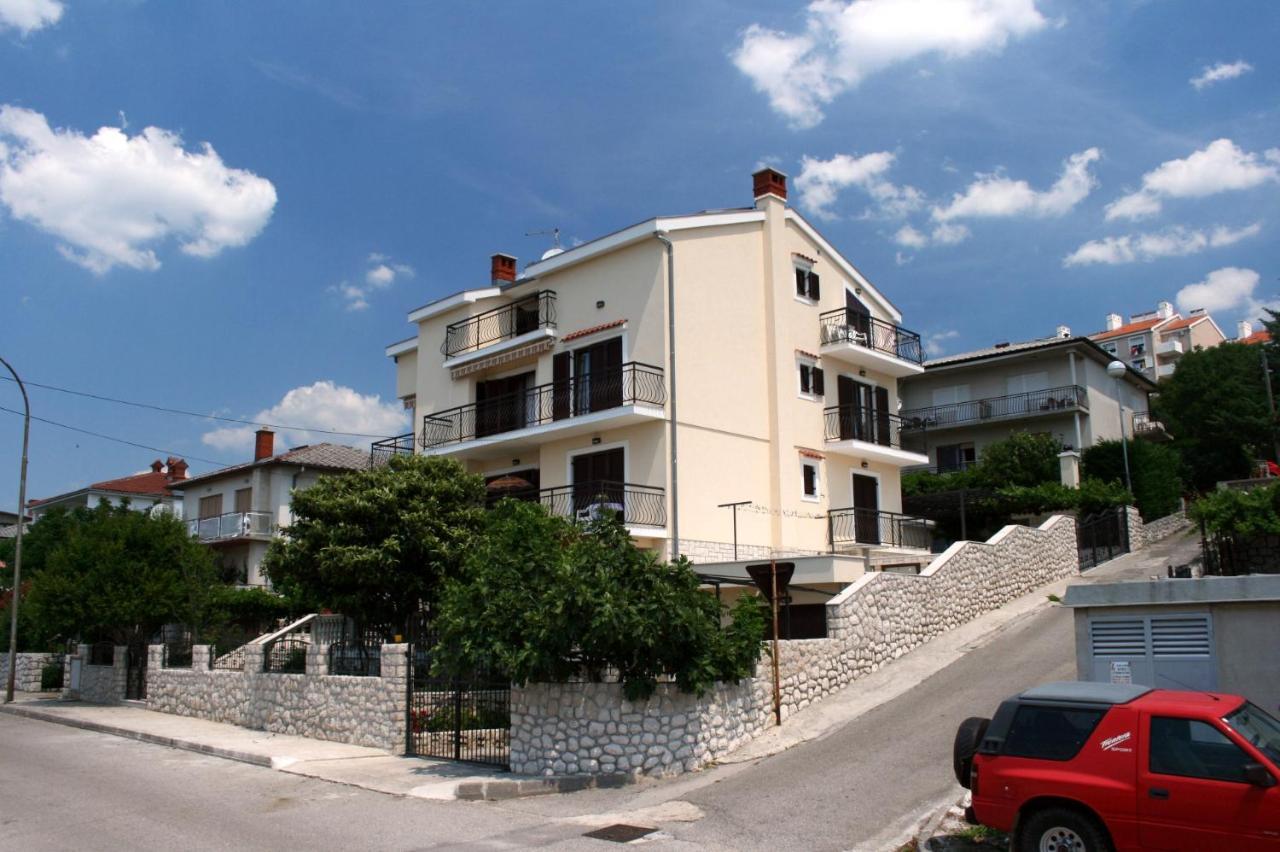 Apartments With A Parking Space Novi Vinodolski - 5593 Eksteriør bilde